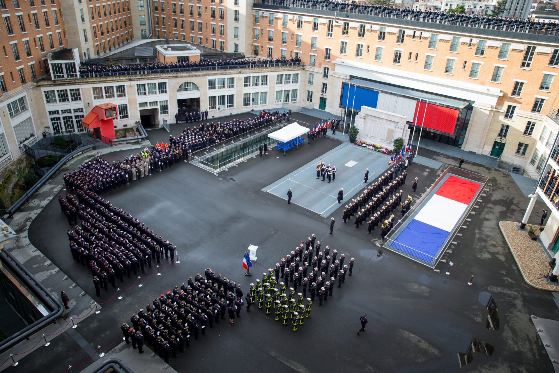 Cérémonie pour les morts au feu de la Brigade de sapeurs-pompiers de Paris